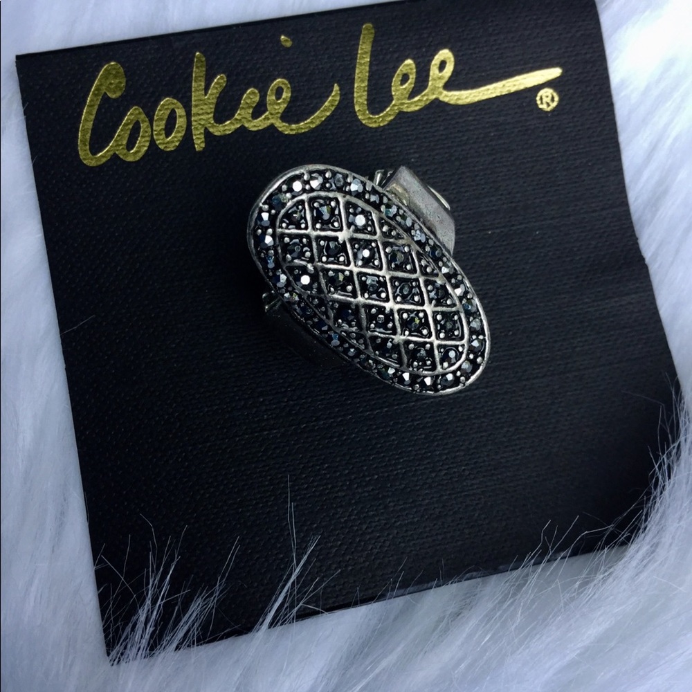 Cookie Lee Beautiful Stretch Ring